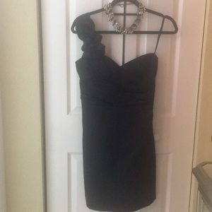 Black satin one shoulder flower appliqué dress
